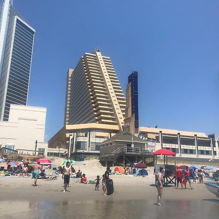 Astonishing Ocean Front Condo Cozysuites At Showboat Ατλάντικ Σίτι Εξωτερικό φωτογραφία