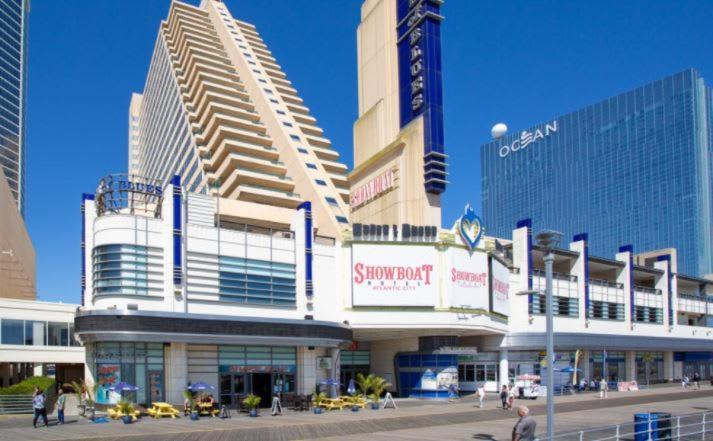 Astonishing Ocean Front Condo Cozysuites At Showboat Ατλάντικ Σίτι Εξωτερικό φωτογραφία