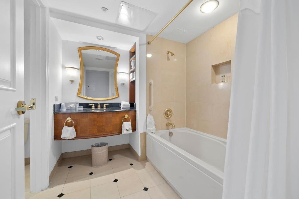 Astonishing Ocean Front Condo Cozysuites At Showboat Ατλάντικ Σίτι Εξωτερικό φωτογραφία